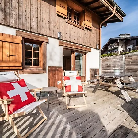 Snowdust - By Emerald *