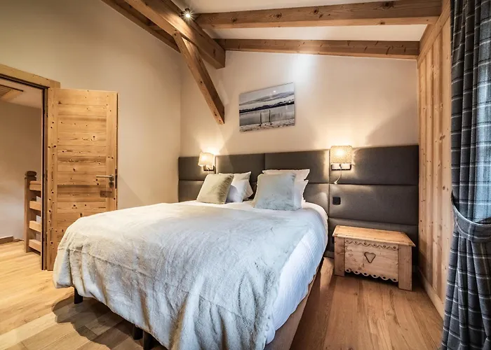 Snowdust - By Emerald *