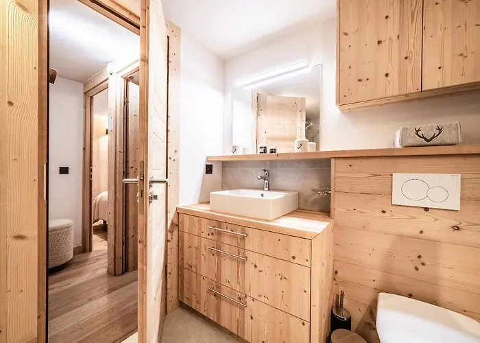 Snowdust - By Emerald